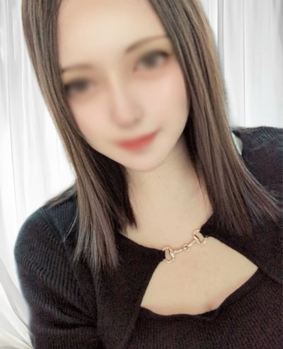 肨QC[W